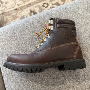 Timberland 640 Men's size 10